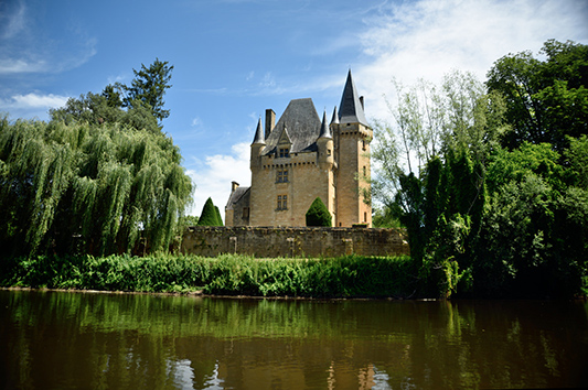 Château de St Léon-sur-Vézère - Crédit photo: Tim Jokl - Flickr