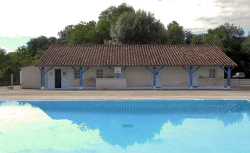 La piscine de Bourdeilles - Crédit photo: OT Dronne Belle