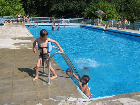 zoom jeux piscine d'été - Piscines de Val de Garonne Agglomération