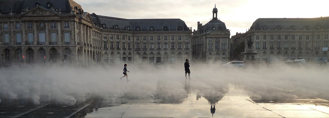 place de la bourse à bordeaux