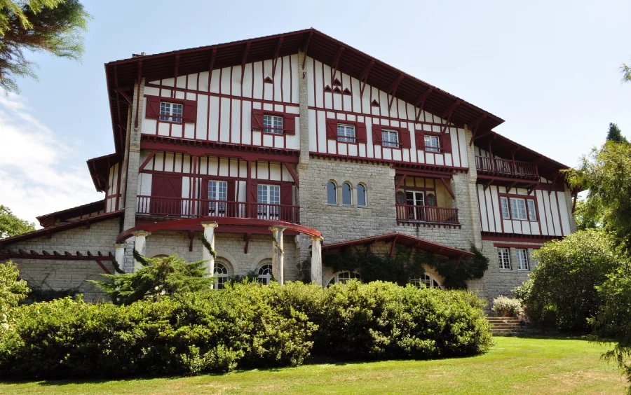 Villa Arnaga, style néo-basque labourdin.