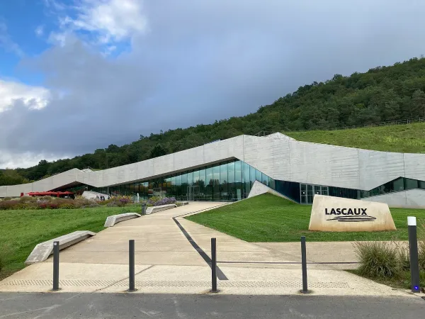 Lascaux 4