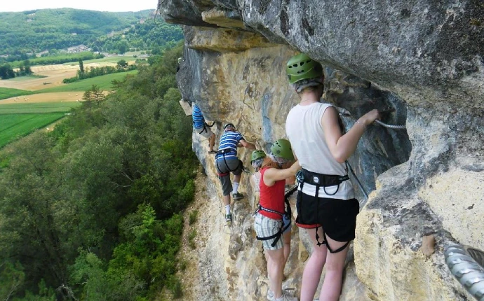 via ferrata en Dordogne